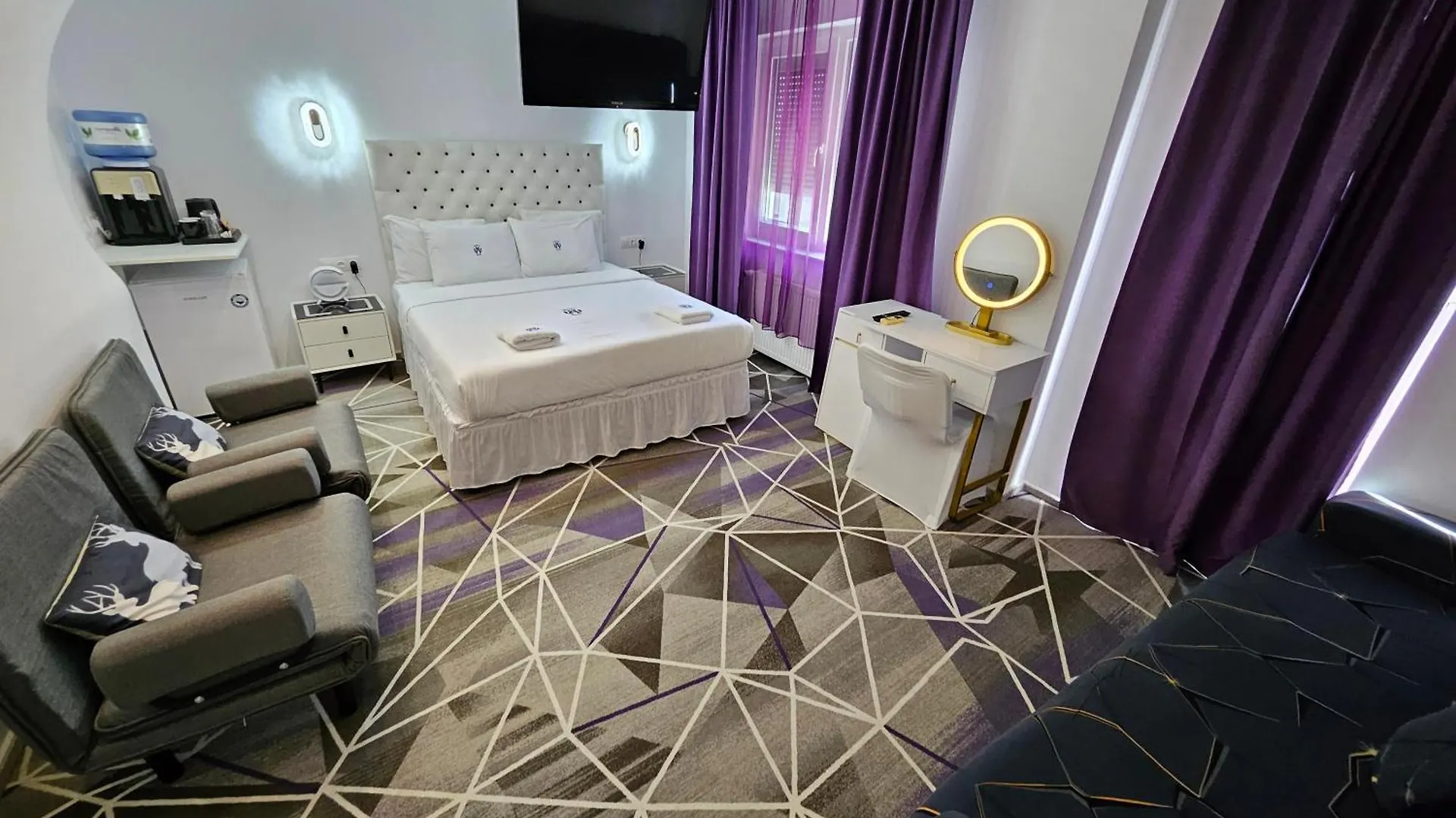 Guest house Amethyst House Therme & Bucharest Otopeni Airport